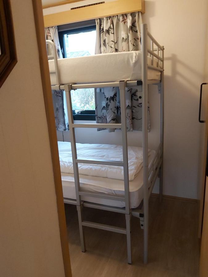 Comfortabel En Gezellig Familie Chalet Tot 6 Personen Op De Veluwe Bungalowpark De Kern พุทเทิน ภายนอก รูปภาพ