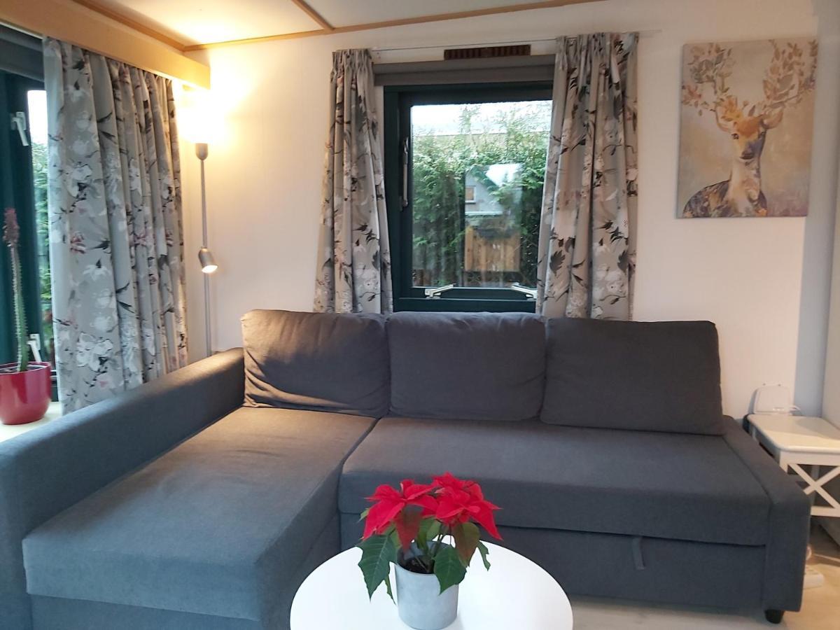 Comfortabel En Gezellig Familie Chalet Tot 6 Personen Op De Veluwe Bungalowpark De Kern พุทเทิน ภายนอก รูปภาพ