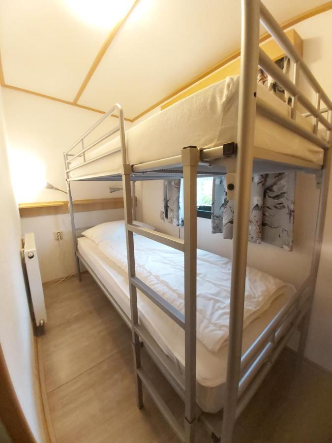 Comfortabel En Gezellig Familie Chalet Tot 6 Personen Op De Veluwe Bungalowpark De Kern พุทเทิน ภายนอก รูปภาพ