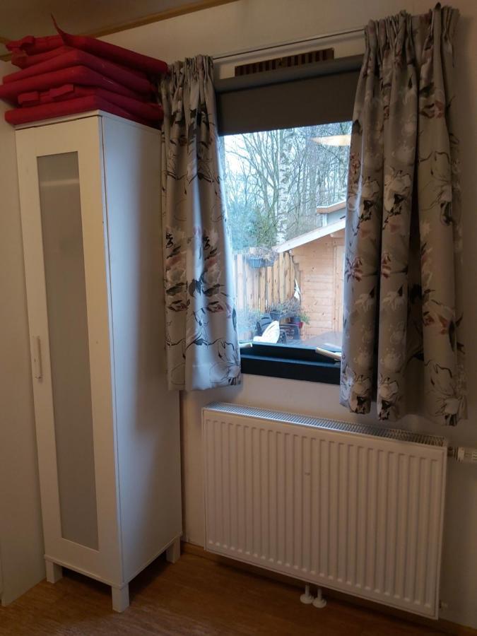Comfortabel En Gezellig Familie Chalet Tot 6 Personen Op De Veluwe Bungalowpark De Kern พุทเทิน ภายนอก รูปภาพ